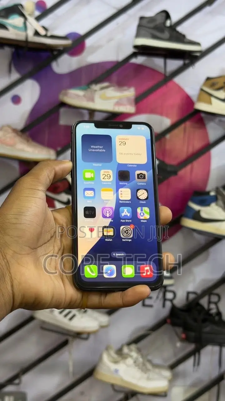 Apple iPhone 11 Pro Max 64 GB Green