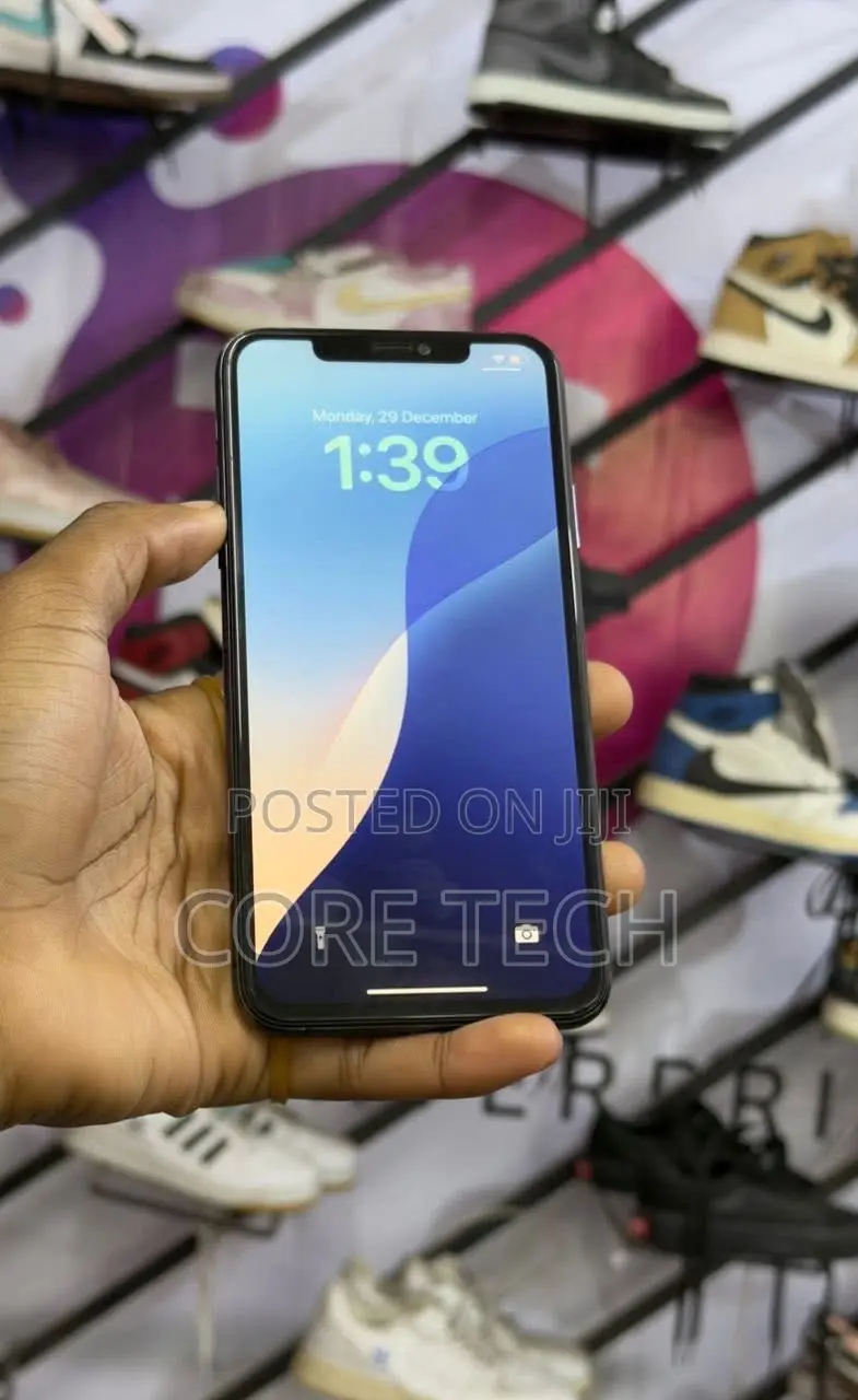 Apple iPhone 11 Pro Max 64 GB Green