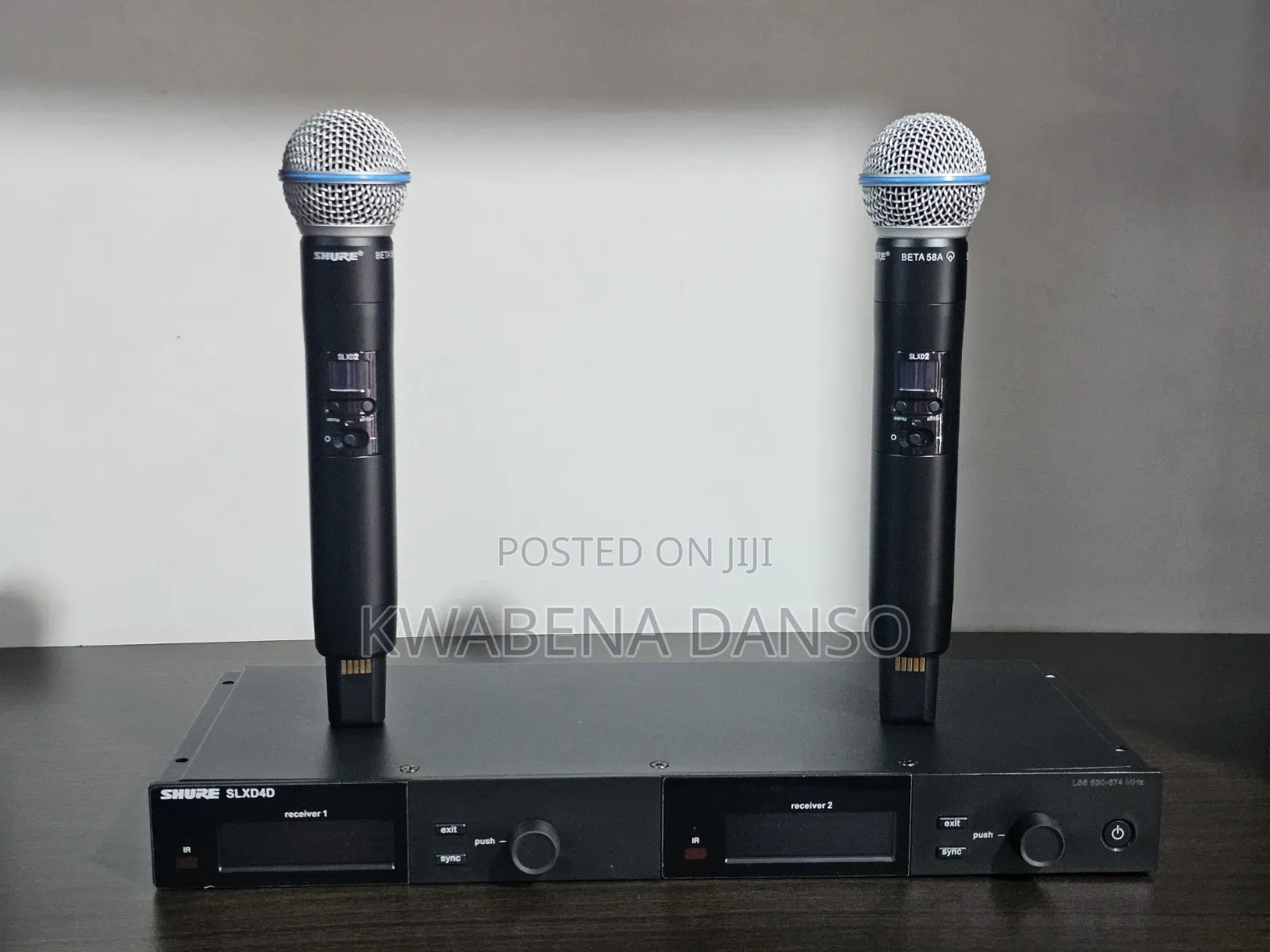 Shure Slxd4d Dual Channel Wireless Microphone System