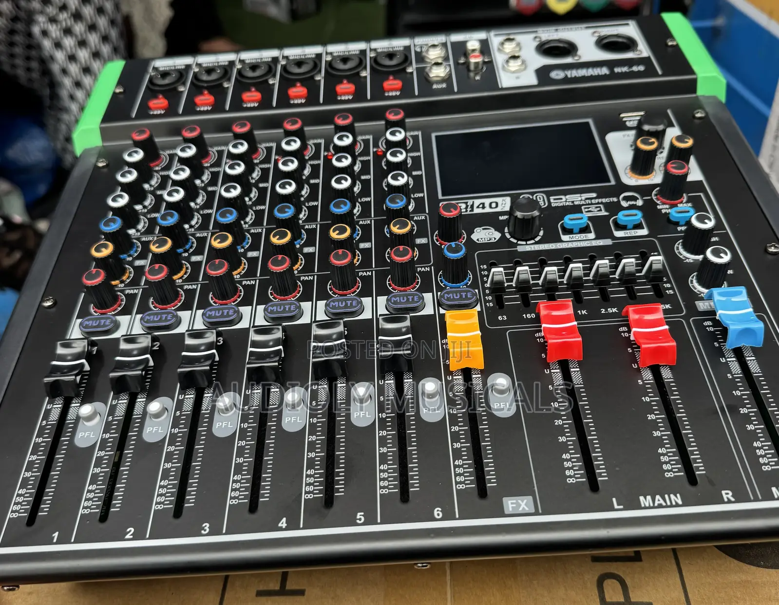 6 Channel Powered Mixer With Recording (Yamaha)