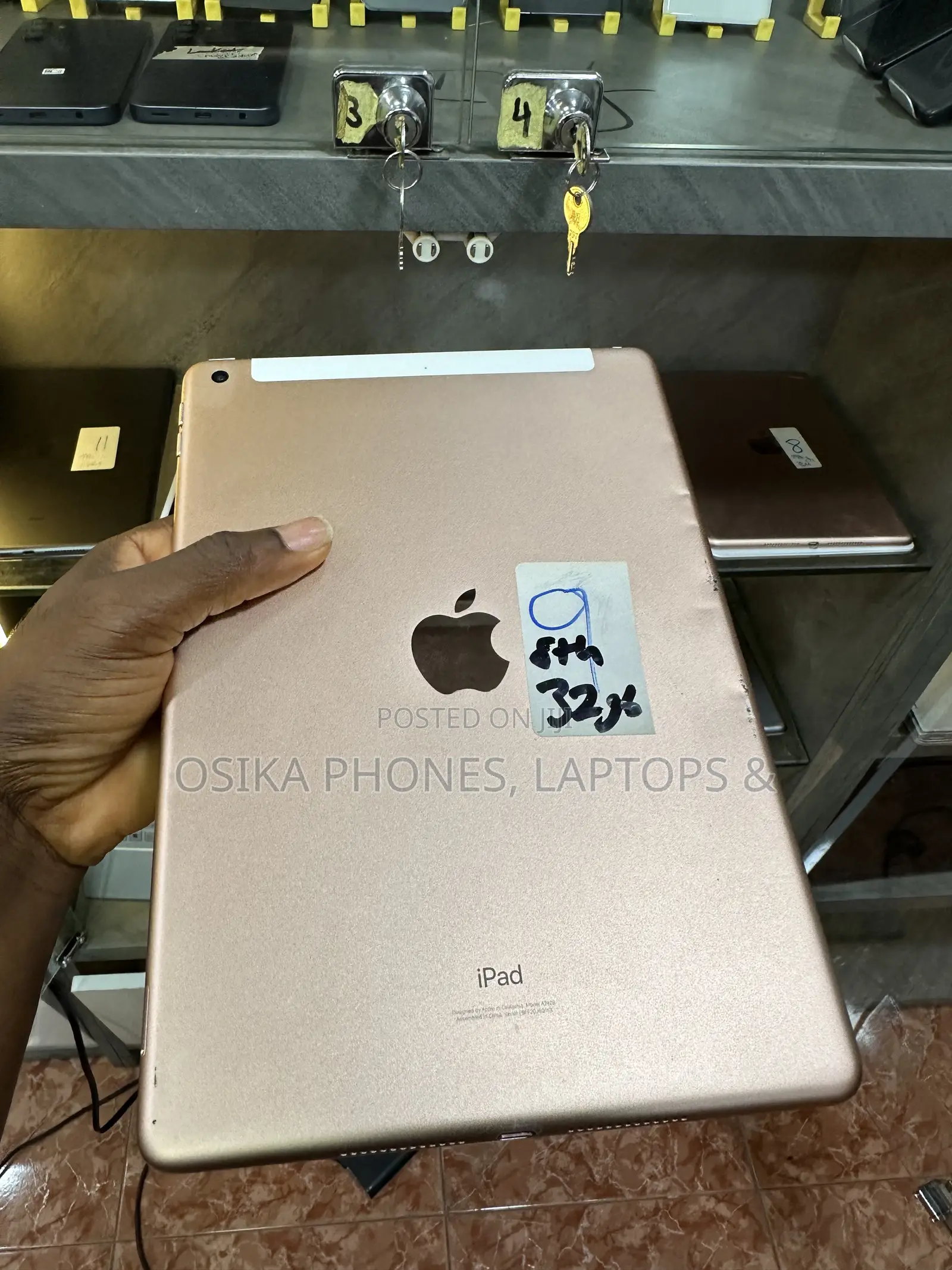 Apple iPad Air (2020) 32 GB Yellow