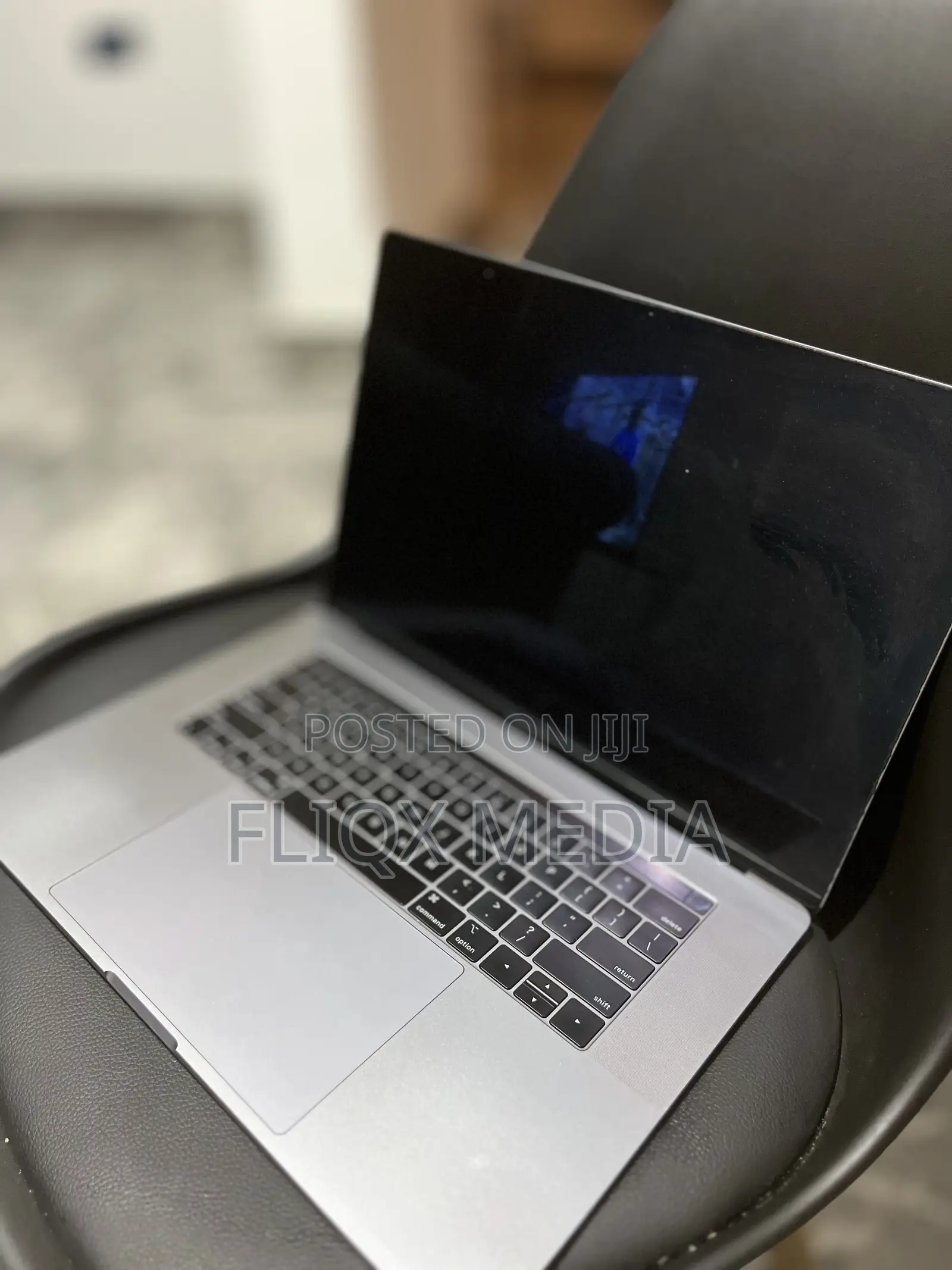 Laptop Apple MacBook Pro 2019 16GB Intel Core i7 SSD 512GB
