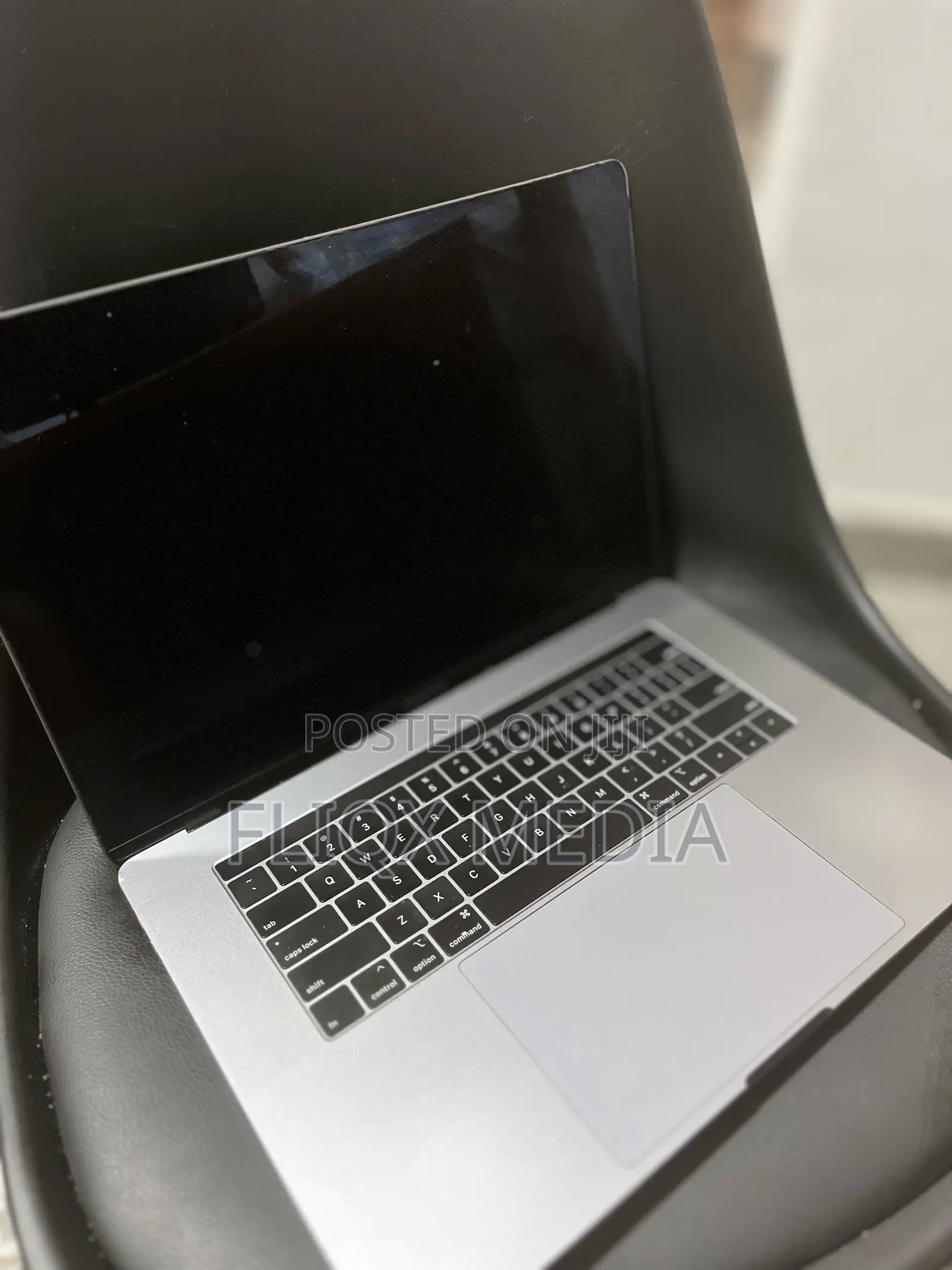 Laptop Apple MacBook Pro 2019 16GB Intel Core i7 SSD 512GB