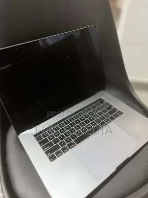 Laptop Apple MacBook Pro 2019 16GB Intel Core i7 SSD 512GB