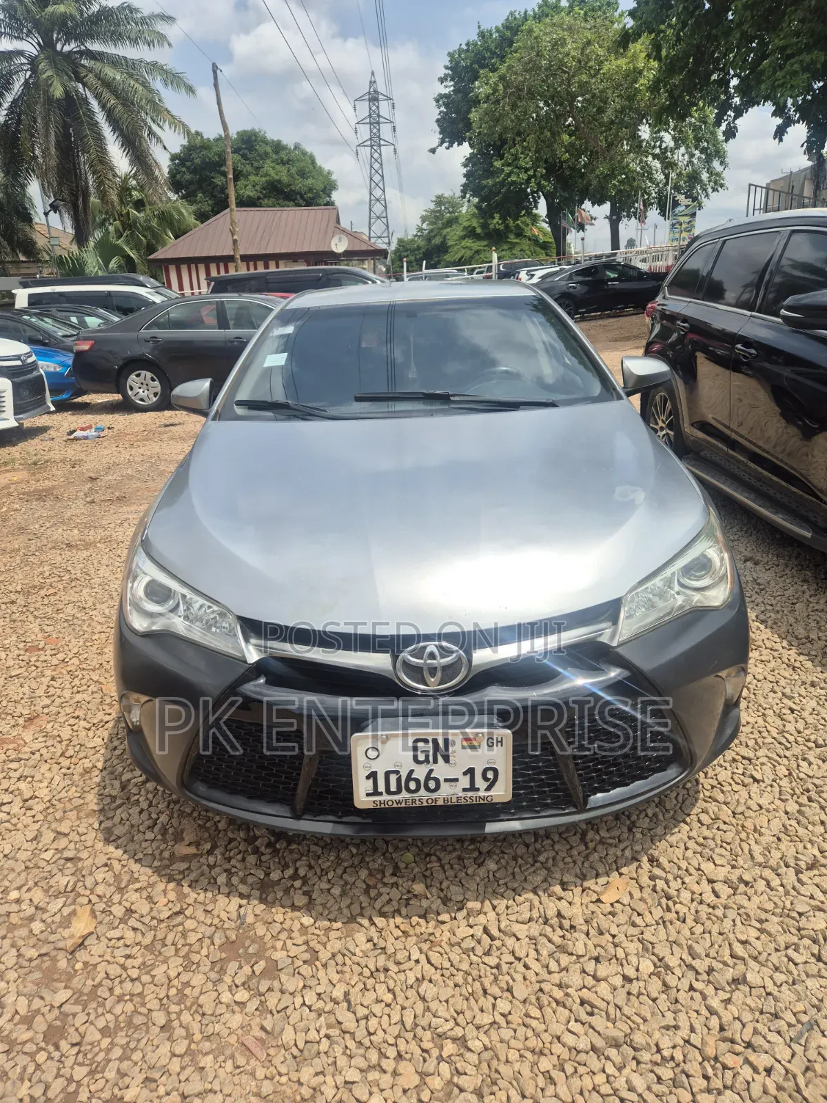 Toyota Camry 2016 Silver