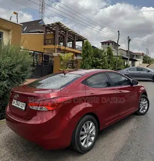Hyundai Elantra 2013 Red