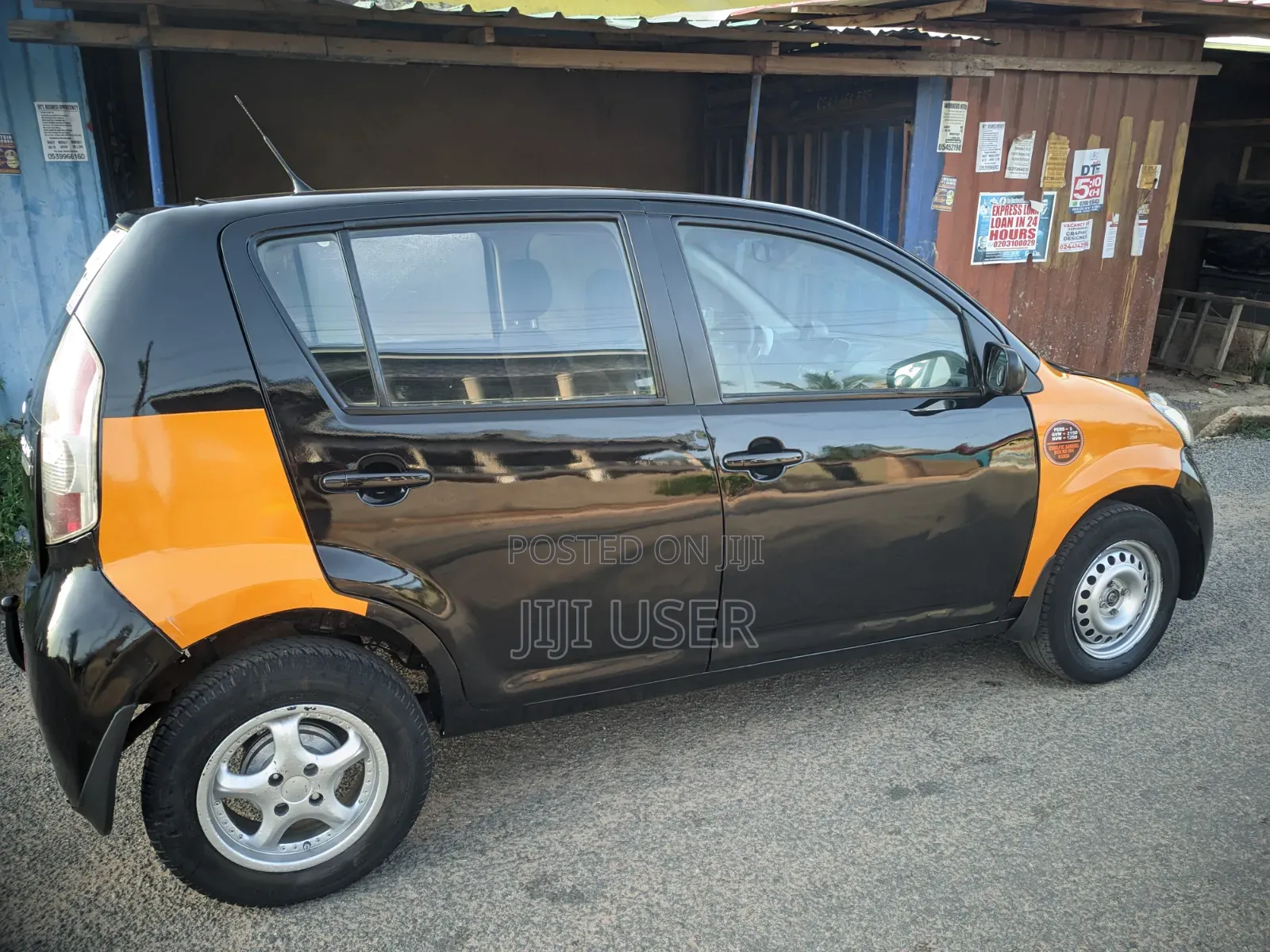 Daihatsu Sirion 1.3 2006 Black