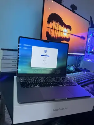 Laptop Apple MacBook Air 2022 M2 8GB Apple M2 SSD 256GB