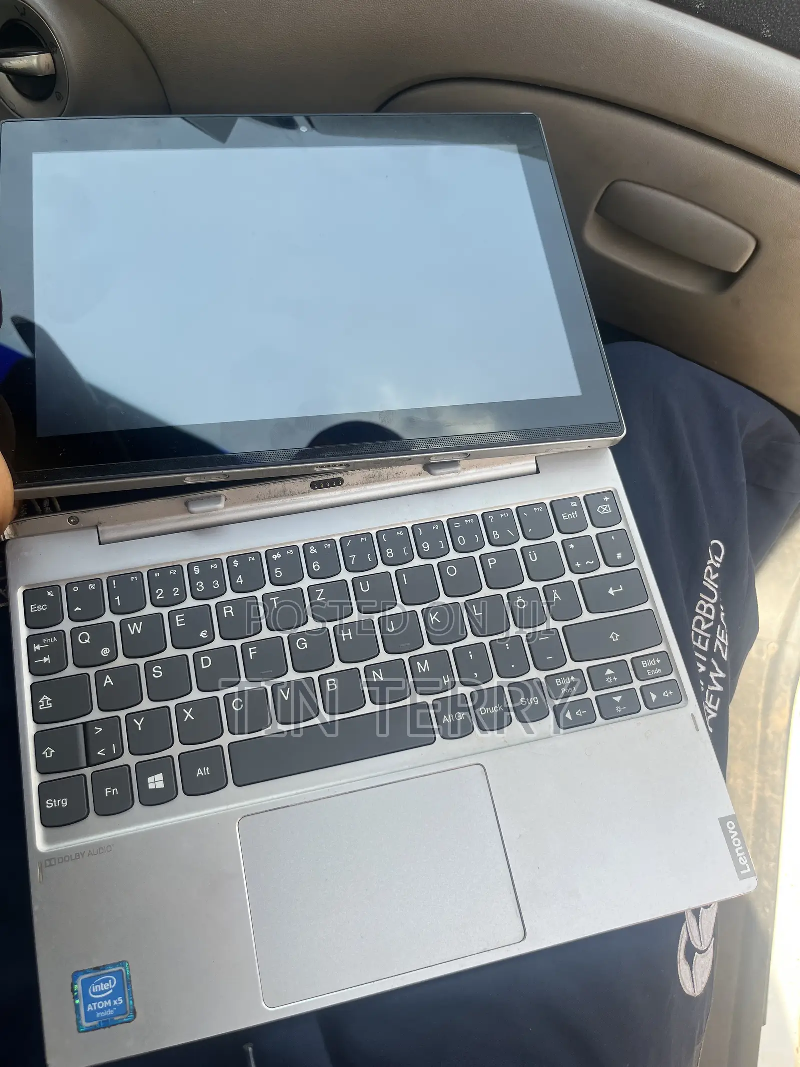 Laptop Lenovo Miix 630 2GB Intel Atom SSD 32GB