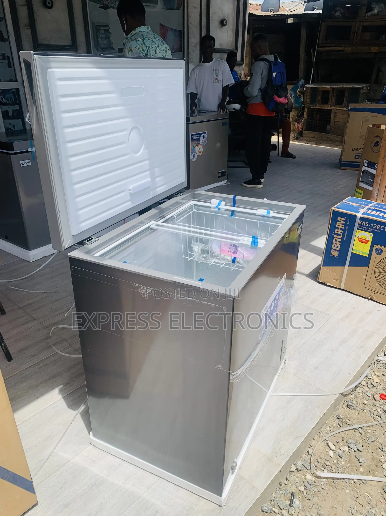 Long Lasting Effects Chest Single Door Pearl PCF-2620-13m