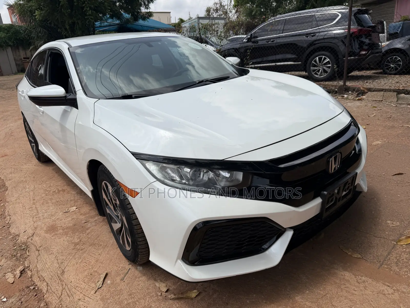Honda Civic EX Hatchback 2018 White