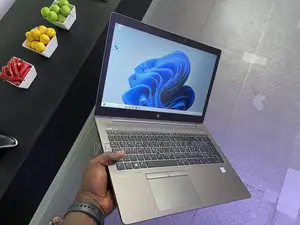 Laptop HP ZBook 15u G5 16GB Intel Core i7 SSD 512GB