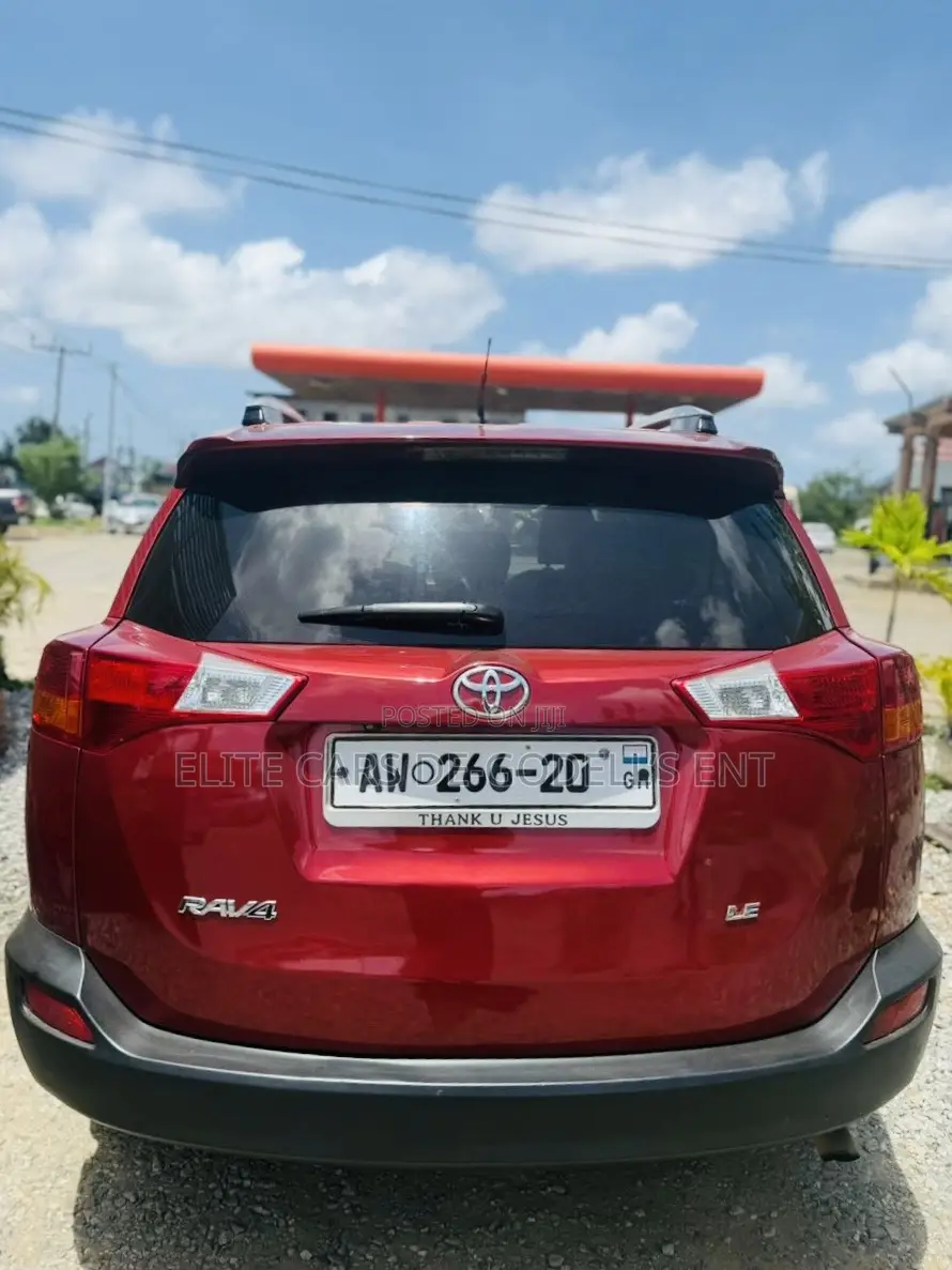 Toyota RAV4 LE 4dr SUV (2.5L 4cyl 6A) 2015 Orange