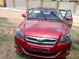 Toyota Corolla 2013 Red