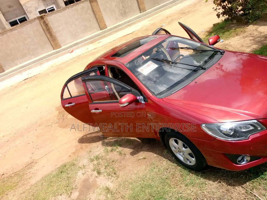Toyota Corolla 2013 Red