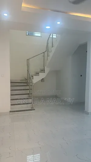 4bdrm House in Spintex, Accra Metropolitan for sale