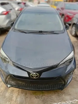 Toyota Camry 2019 Gray