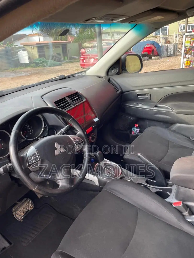 Mitsubishi Outlander 2015 Blue