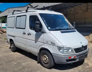 Mercedes-Benz Sprinter 2004 White