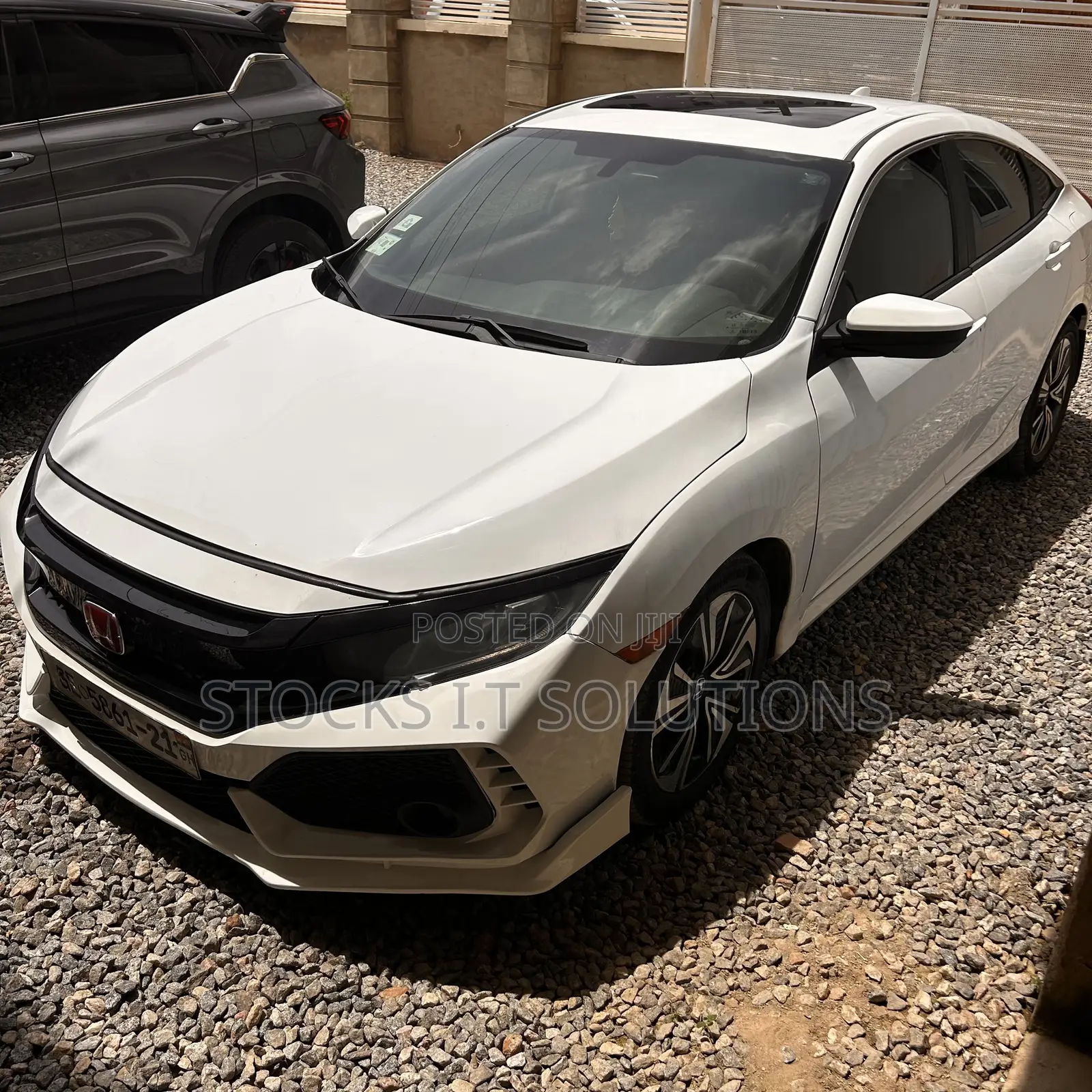 Honda Civic EX-L 4dr Sedan (1.5L 4cyl) 2017 White