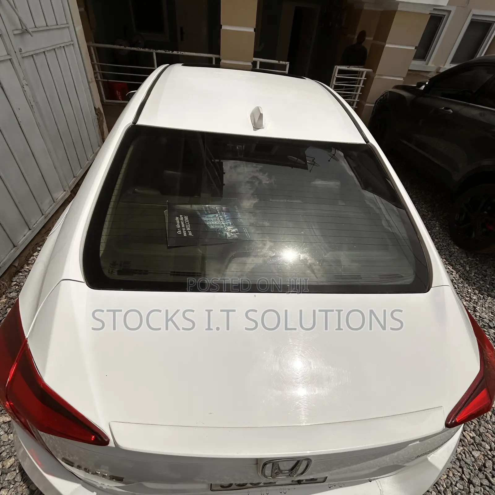 Honda Civic EX-L 4dr Sedan (1.5L 4cyl) 2017 White