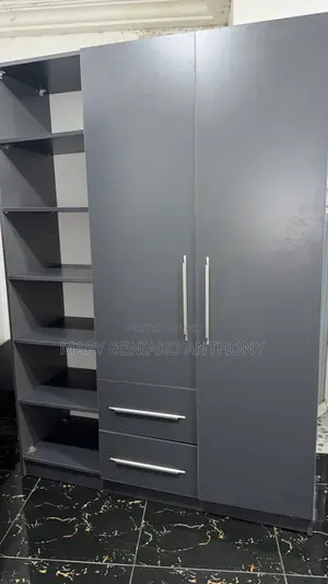 Wardrobe With Two Doors and Shoe Rack
