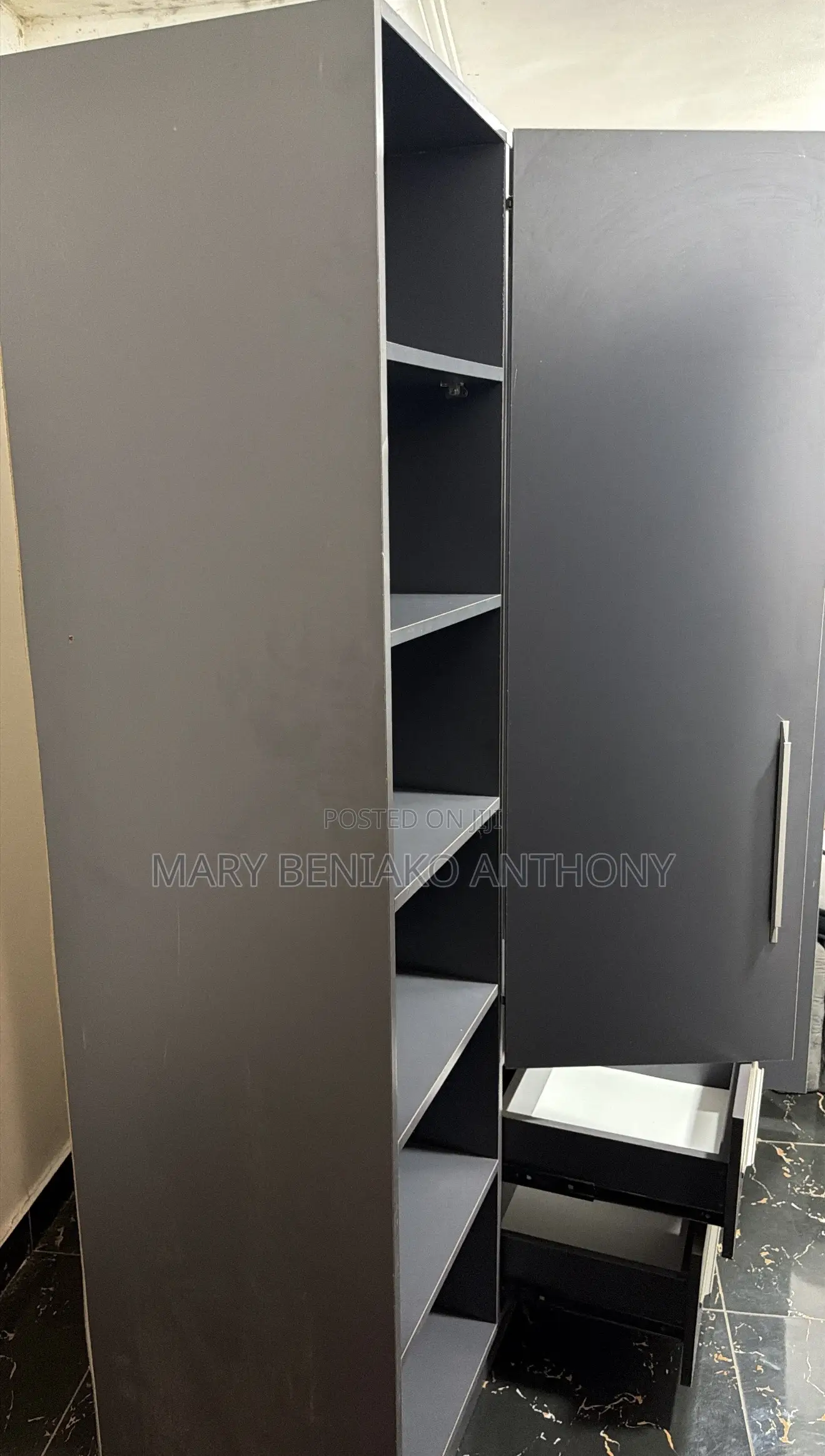 Wardrobe With Two Doors and Shoe Rack