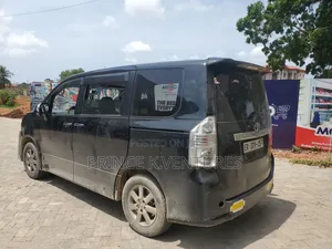 Toyota Voxy 2013 Black
