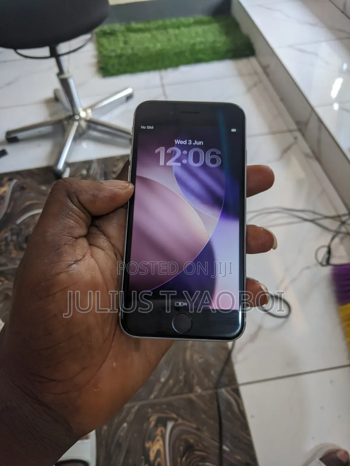 Apple iPhone SE (2020) 64 GB