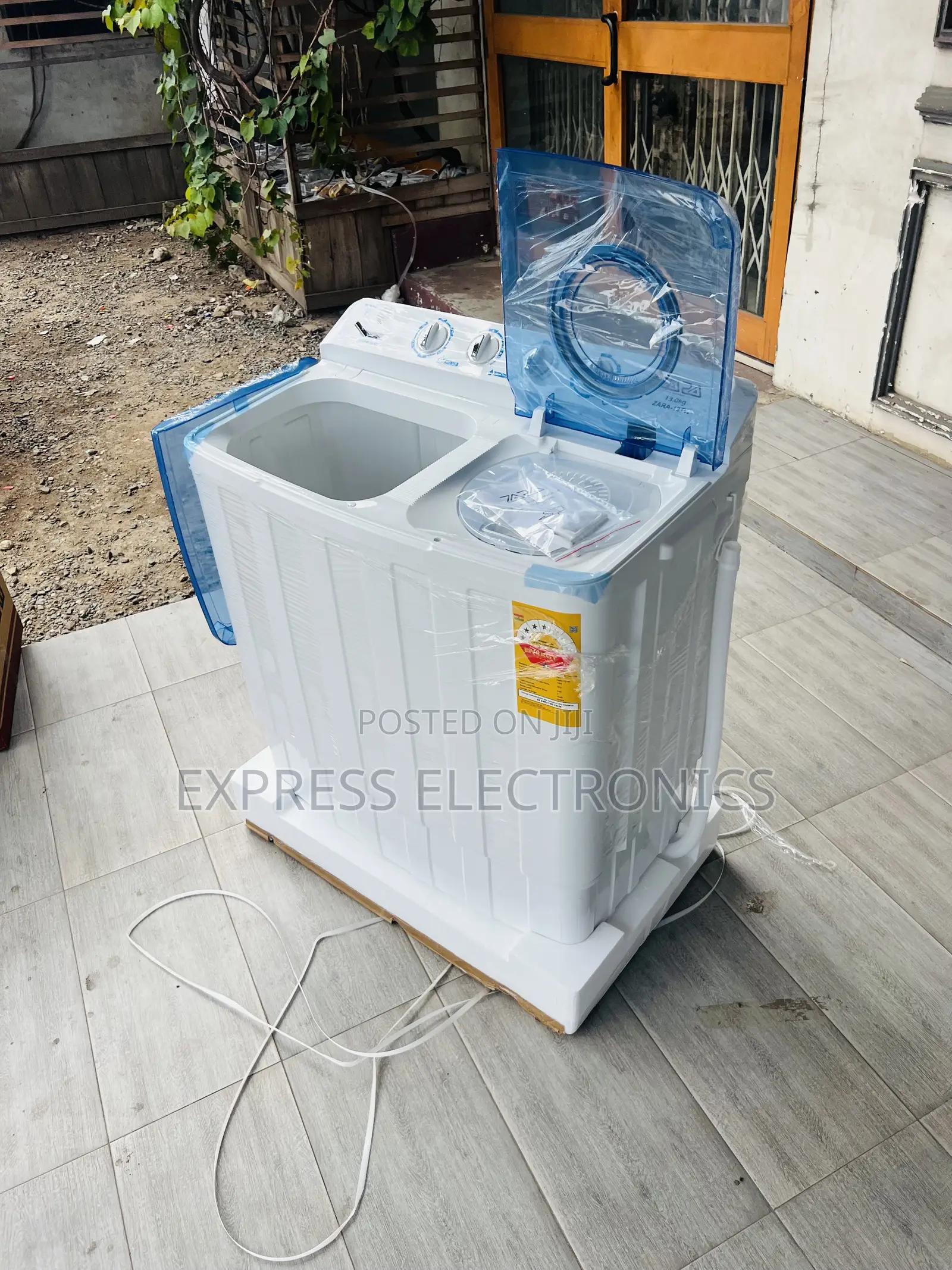 Pure Copper Motor Semi Automatic Zara 11kg Topload Twintub