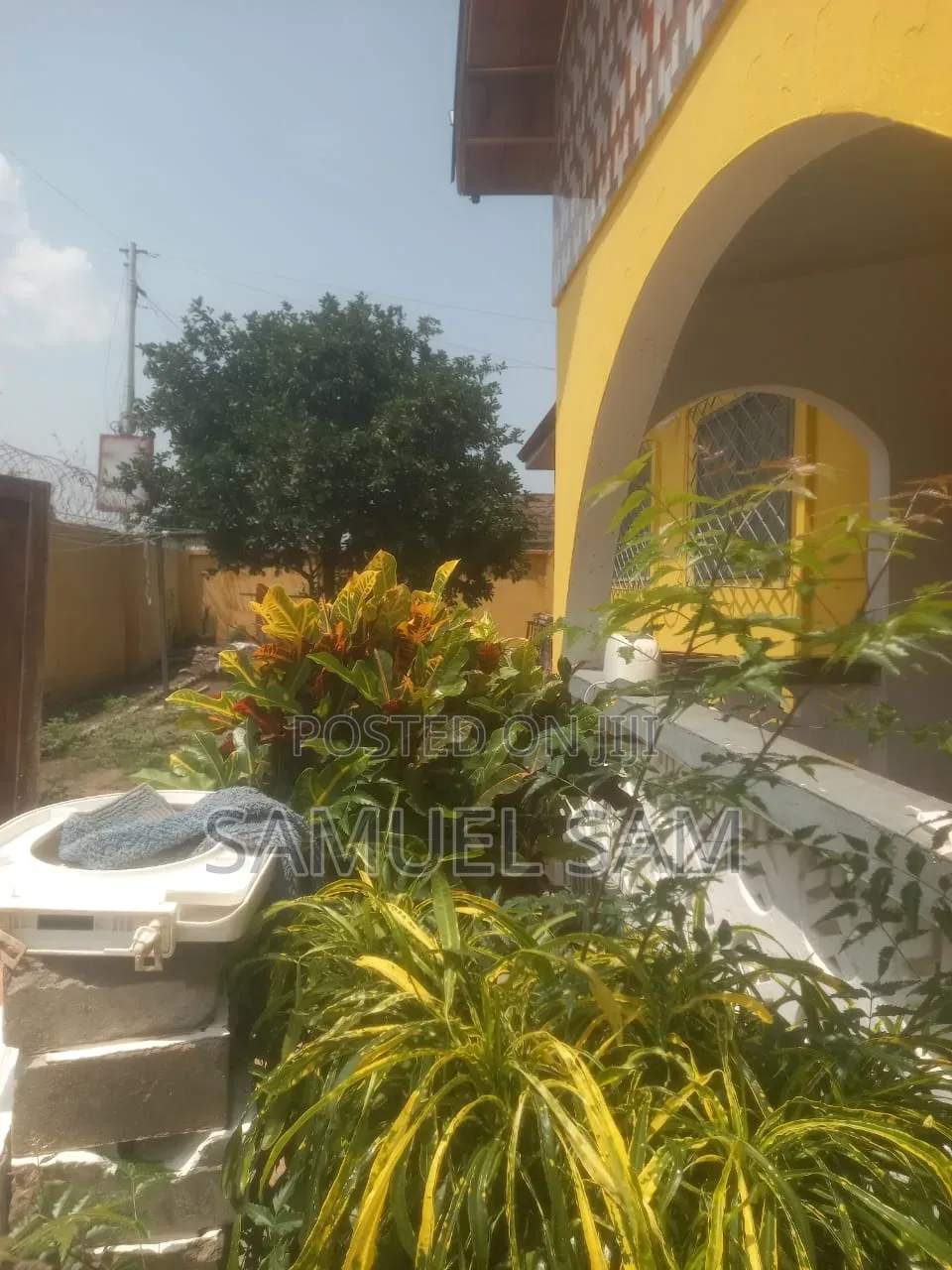 Furnished 7bdrm House in Tema Community 11 for rent