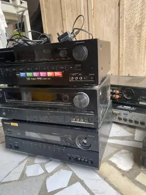 Teac Ag-D200 7.1-Channel Av Digital Home Theater Receiver.
