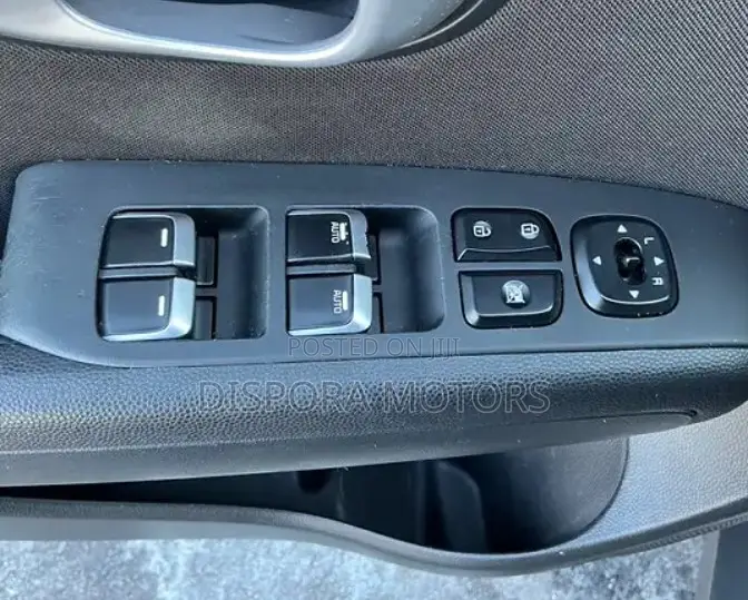 Kia Soul Hatchback 2018 Silver