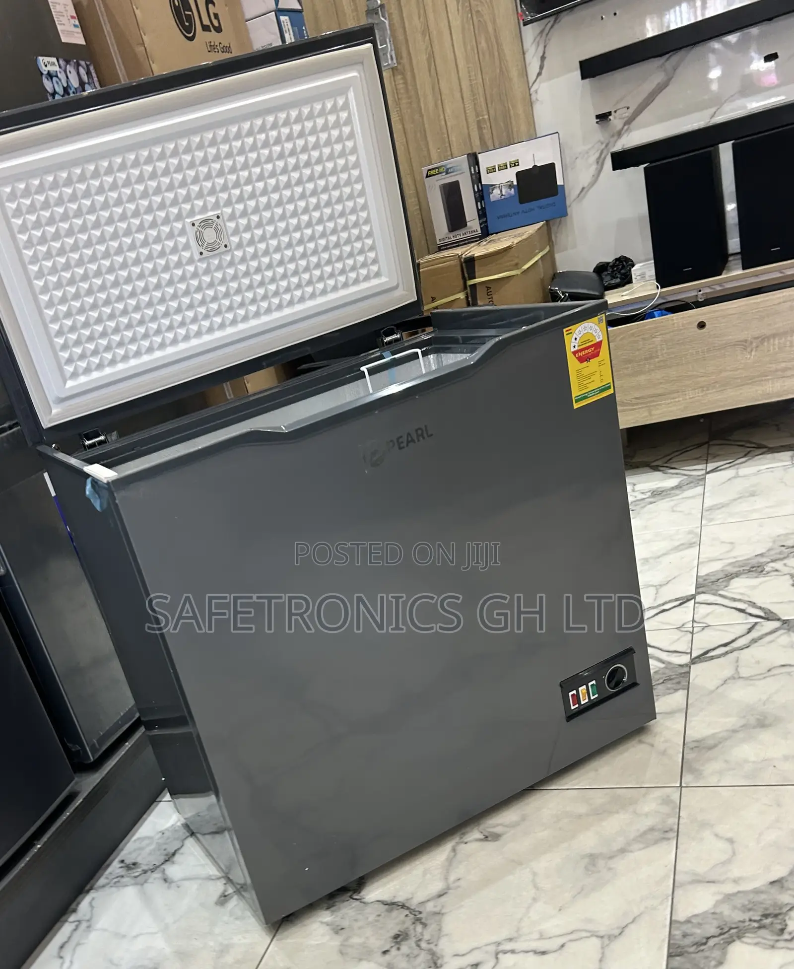 Efficient Pearl PCF-2620-13m 199l Single-Door Electric Chest Freezer