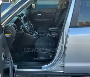 Kia Soul Hatchback 2018 Silver
