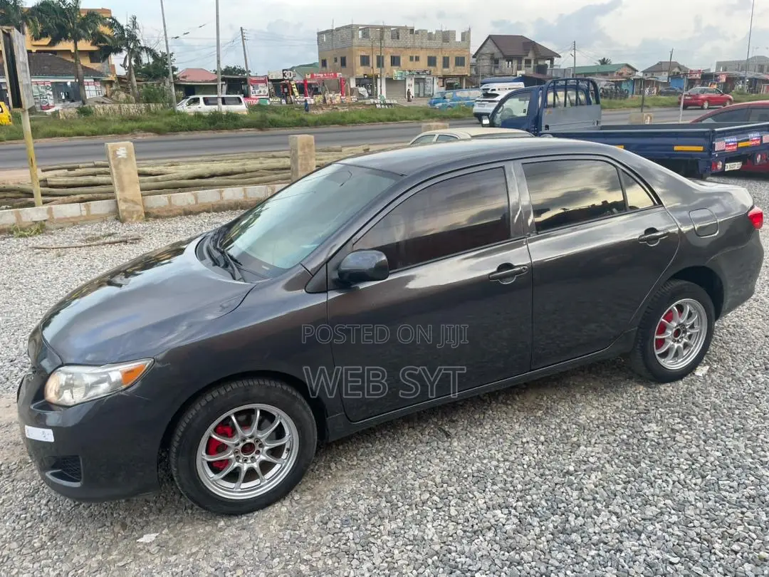 Toyota Corolla 2010 Black