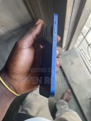Apple iPhone 12 64 GB Blue