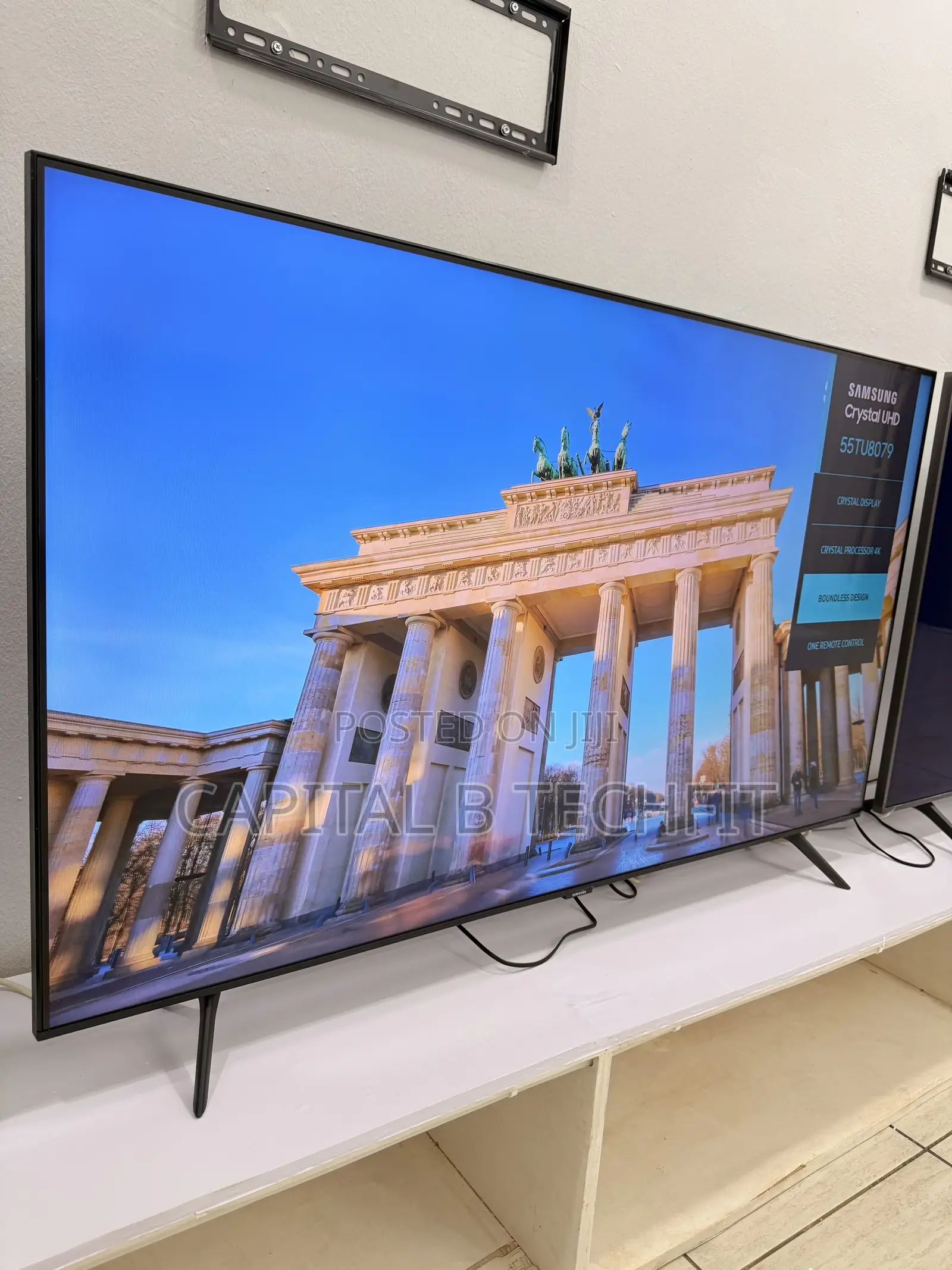 55inches Crystal Uhd HDR Led Smart Samsung Machine L
