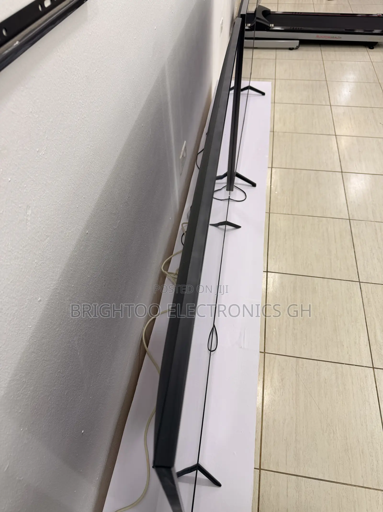 55inches Crystal Uhd HDR Led Smart Samsung Machine L