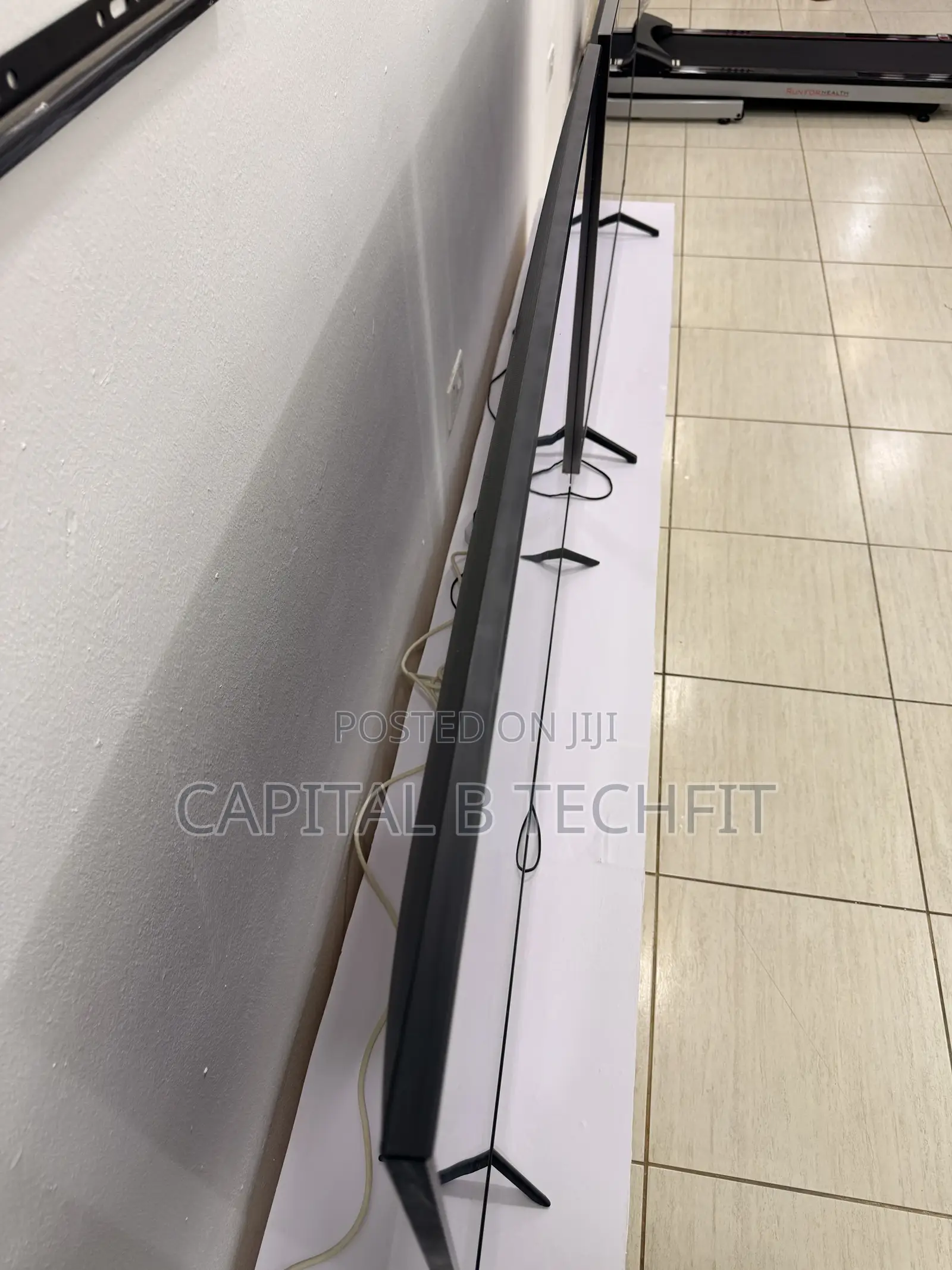 55inches Crystal Uhd HDR Led Smart Samsung Machine L