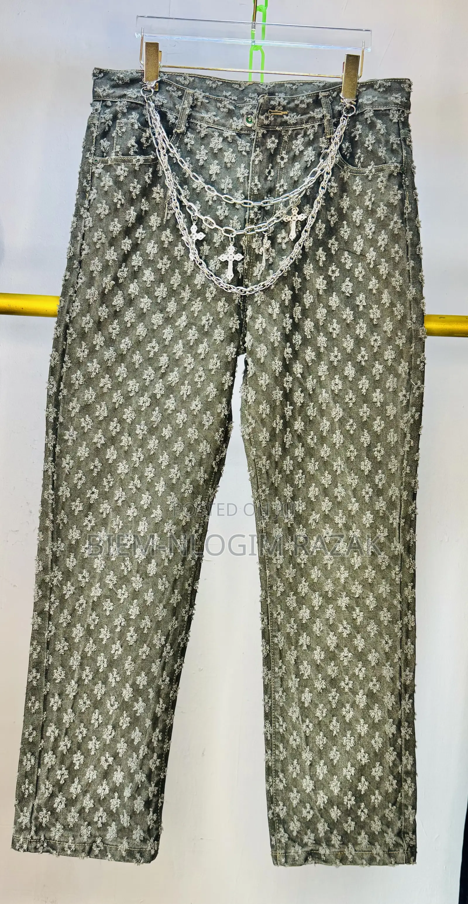 Quality Givenchy Baggy Jeans Available in Stock