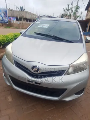 Toyota Vitz 2013 Gray