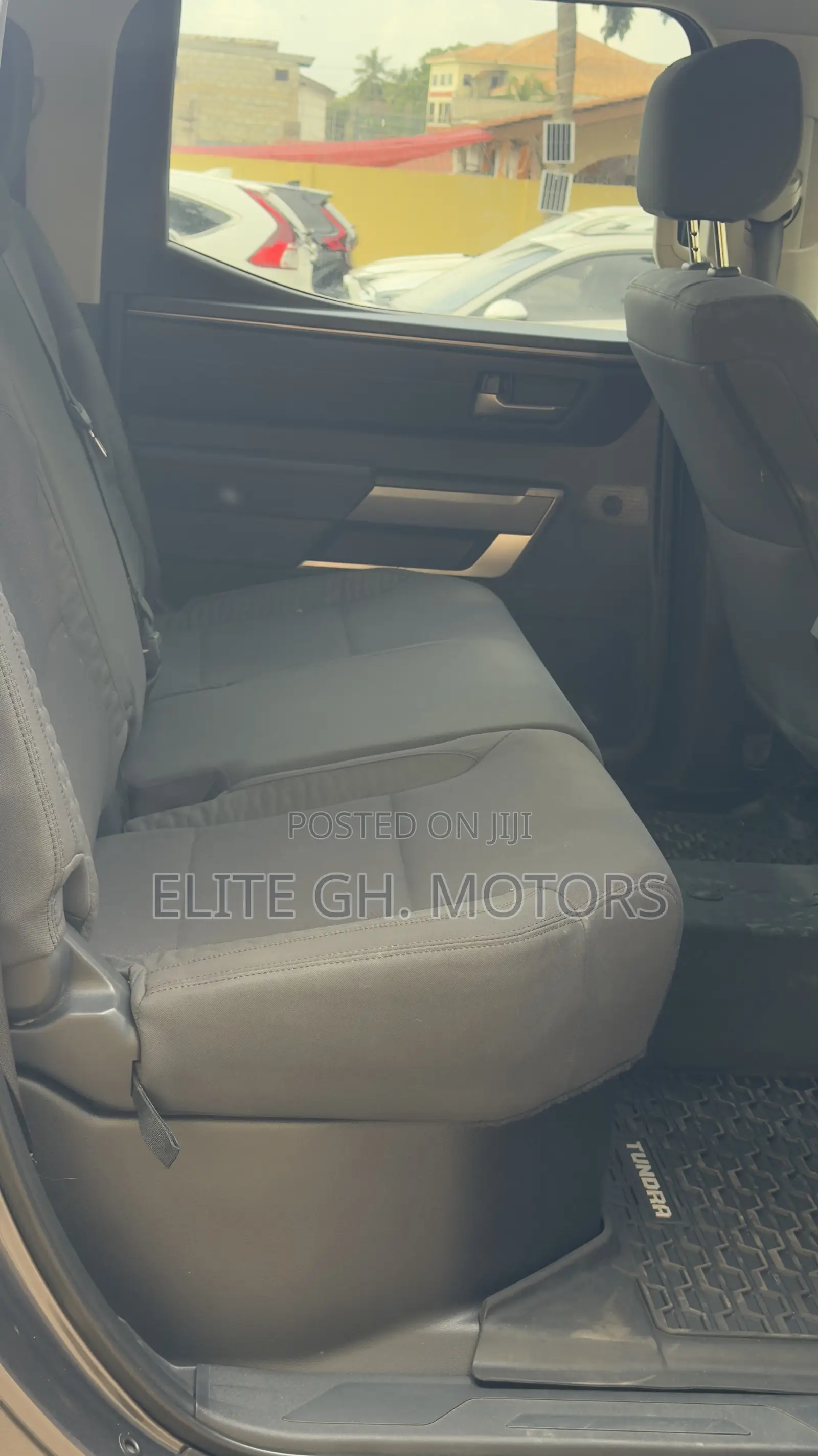 Toyota Tundra SR5 2022 Gray