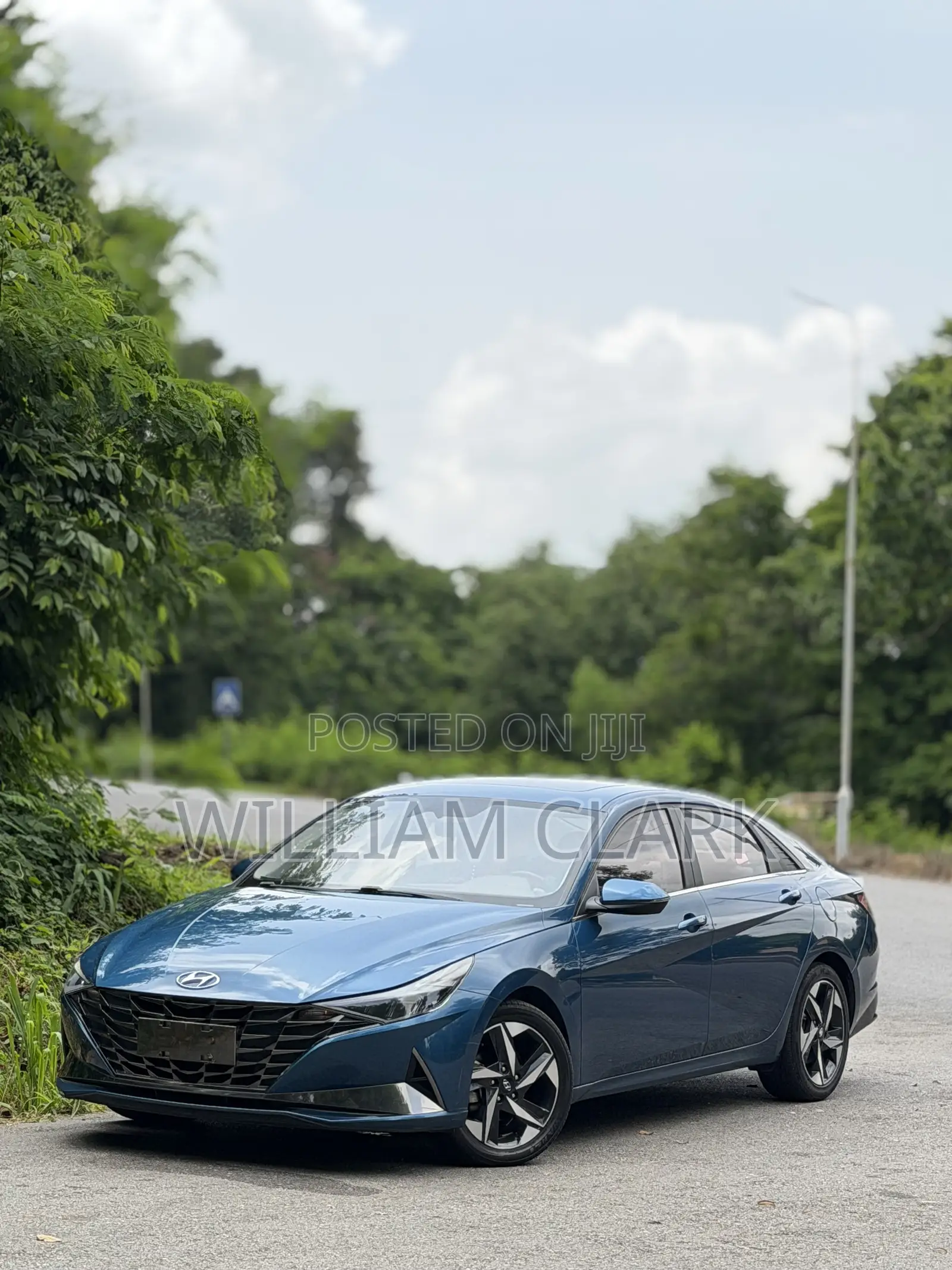 Hyundai Elantra Limited 2021 Blue