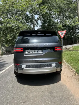 Land Rover Discovery HSE Luxury Diesel 4x4 2017 Gray
