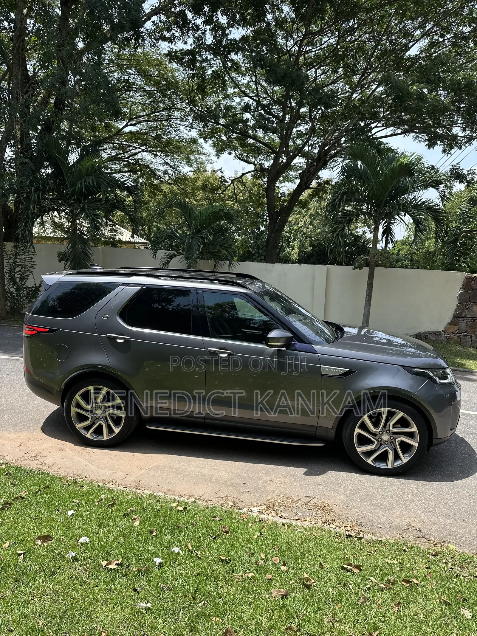 Land Rover Discovery HSE Luxury Diesel 4x4 2017 Gray
