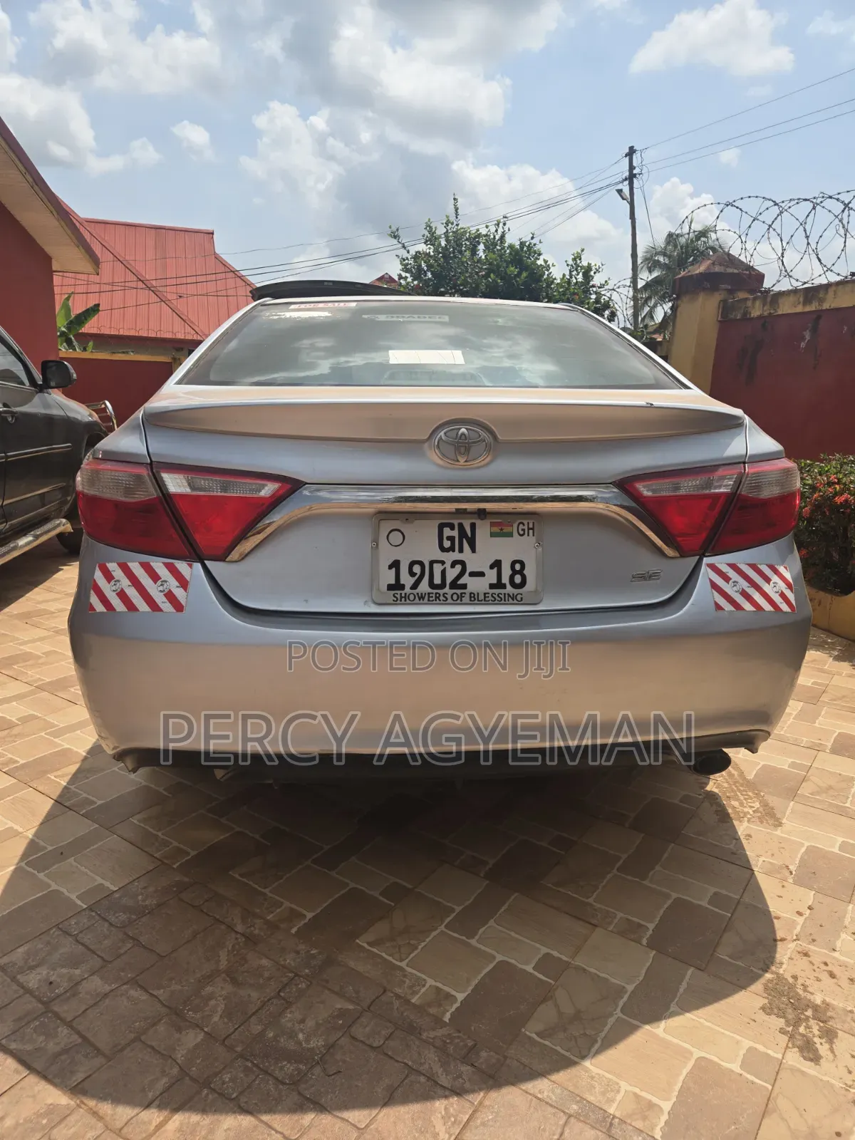 Toyota Camry SE 4dr Sedan (2.5L 4cyl 6A) 2015 Silver