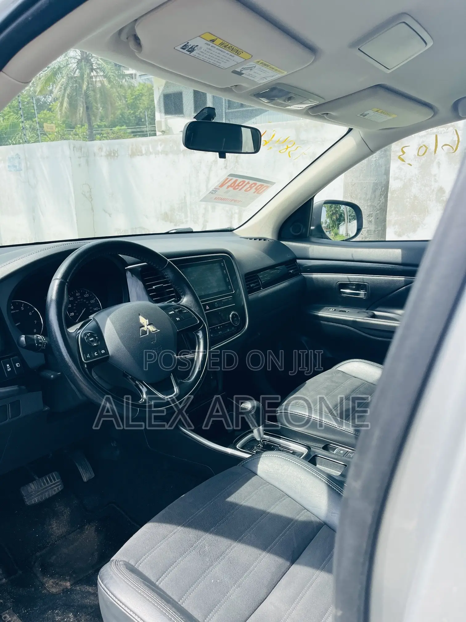 Mitsubishi Outlander SE FWD 2019 Silver