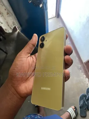 Samsung Galaxy A06 64 GB Rose Gold