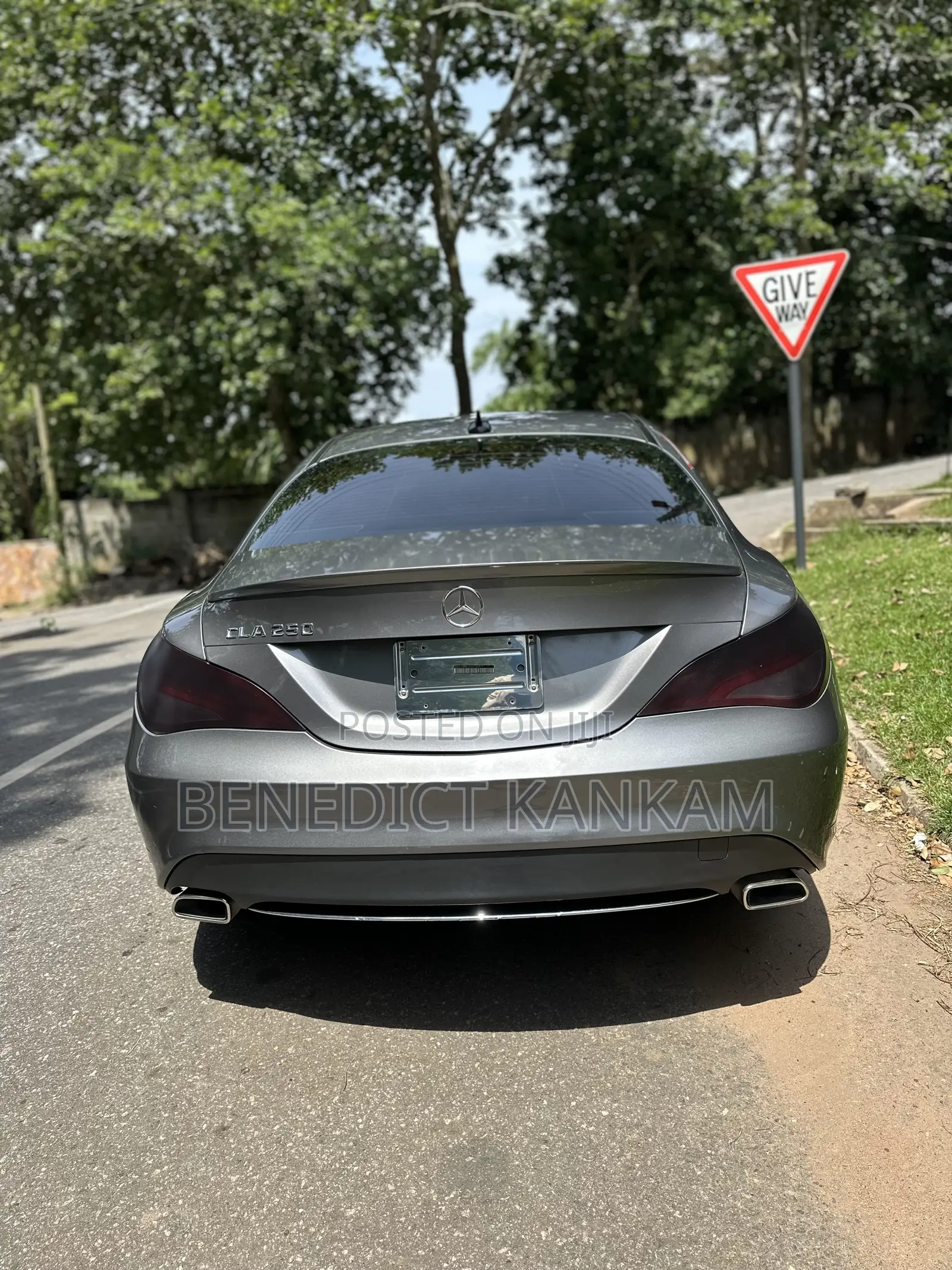 Mercedes-Benz CLA-Class CLA 250 Sedan 2016 Gray